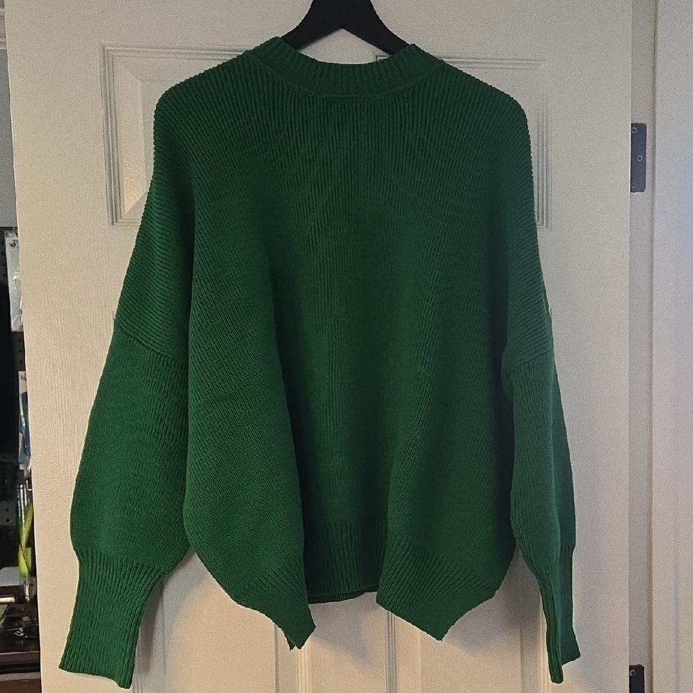Signature8 Emerald Green Turtleneck Sweater